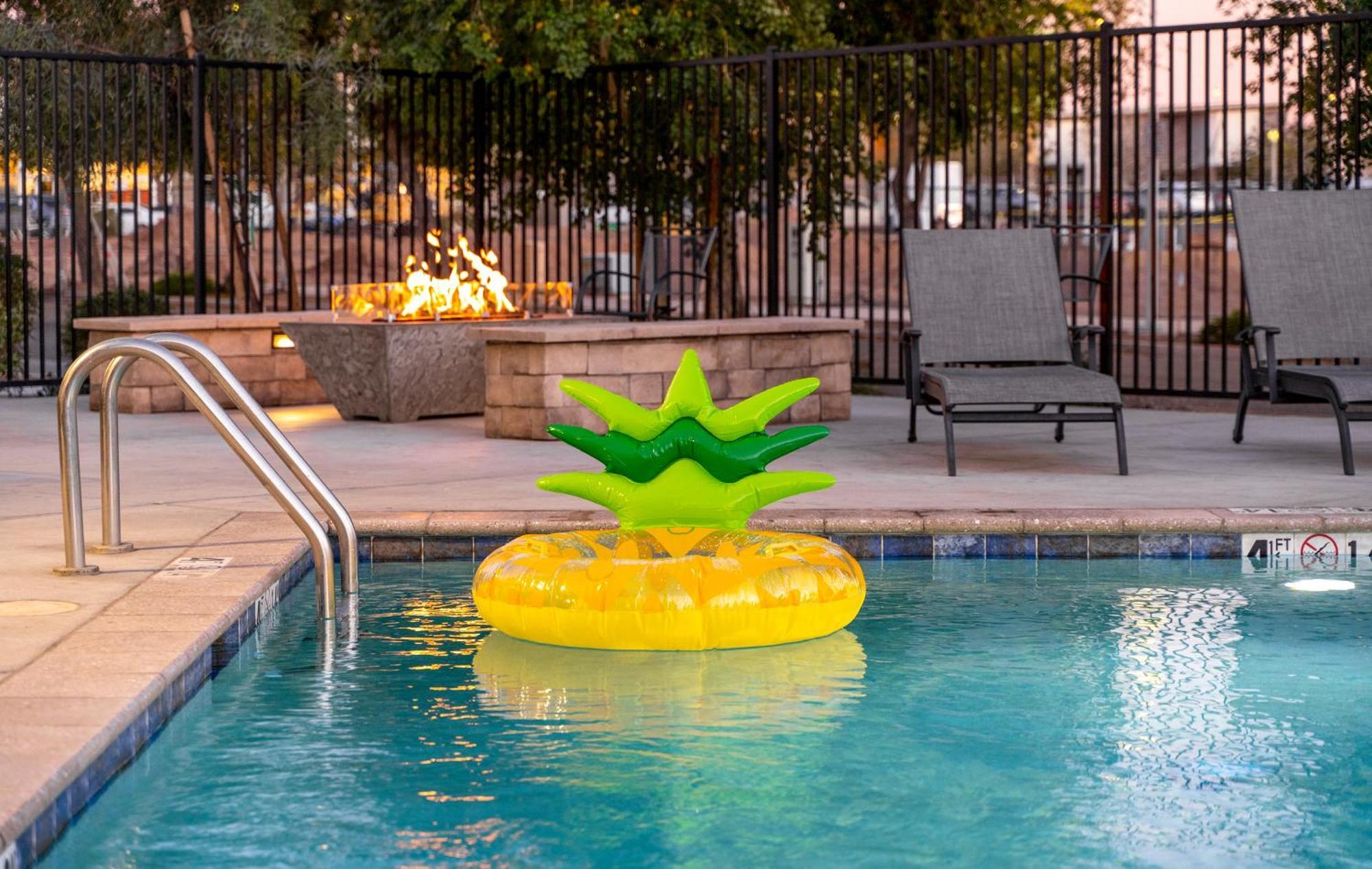 My Place Hotel-Phoenix West/Avondale, Az Exteriör bild