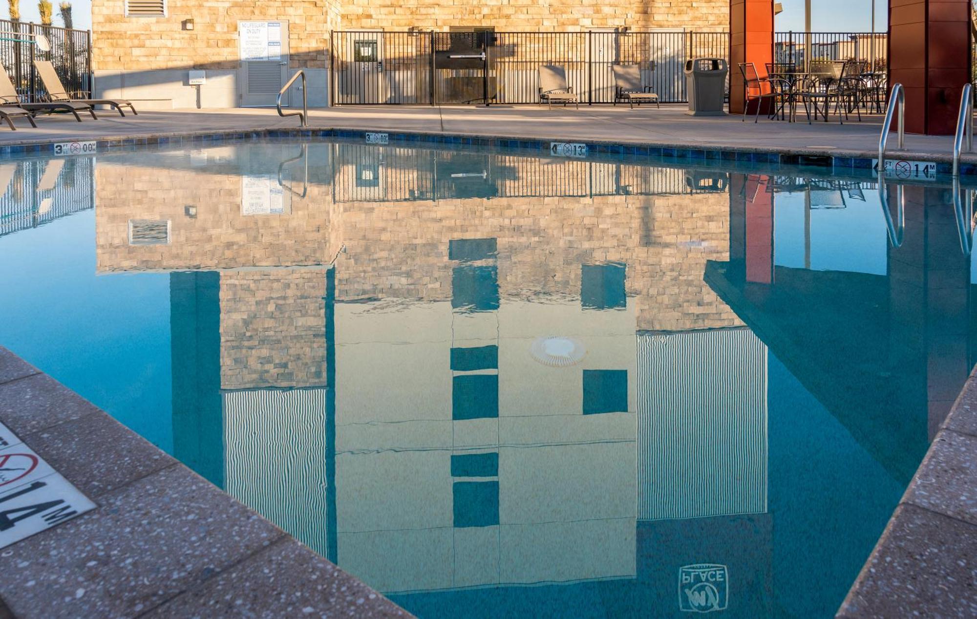 My Place Hotel-Phoenix West/Avondale, Az Exteriör bild